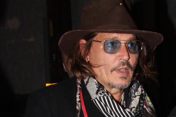 Johnny Depp byl viděn na charitativním koncertu: co teď dělá jeden z nejpopulárnějších herců Hollywoodu