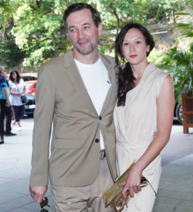 Ondřej Sokol s přítelkyní Nikolou. Foto: snímek obrazovky extra.cz