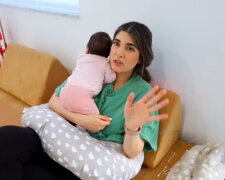 "Vstávám v 6 hodin ráno, abych se nalíčila a teprve potom nakrmila dítě: ať mě vidí krásně"