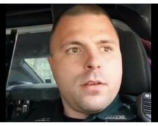 Policista se rozčílil kvůli pomalému starci na silnici. Teprve po osobní komunikaci důstojník pochopil, jak je tato situace nestandardní