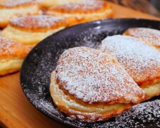 Snadný recept na sochniky: těsto se připravuje pět minut a náplň se během pečení neroztéká