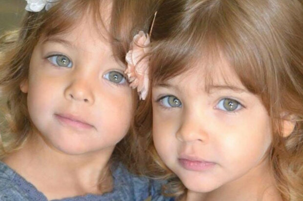 "Mají krásné dětství se spoustou přátel a zábavy": Jak nyní vypadají Lea a Ava Clements, které byly nazývány nejkrásnějšími dvojčaty