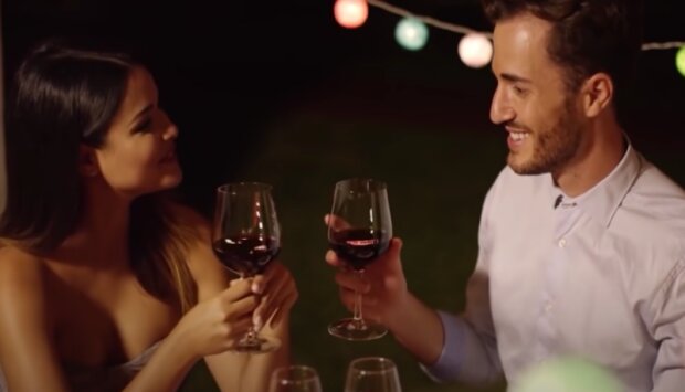 Restaurace. Foto: snímek obrazovky YouTube