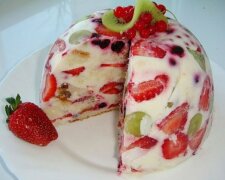 Velmi jednoduchý recept na nepečený dort s ovocem