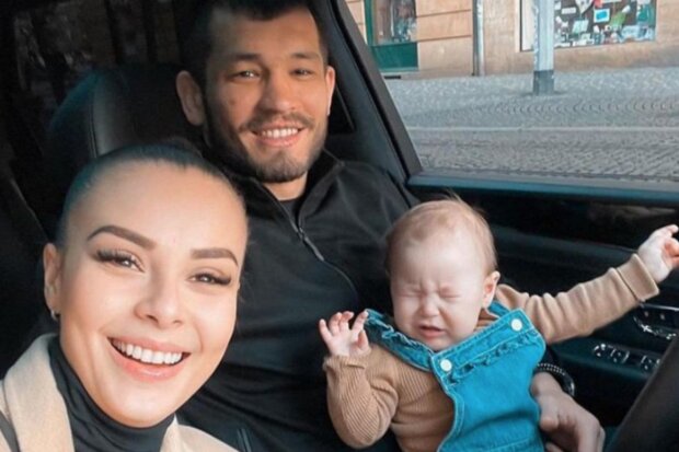Monika Bagárová s rodinou. Foto: snímek obrazovky Instagram