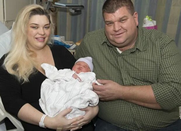 Rodiče. Foto: snímek obrazovky Daily Mail