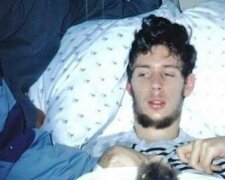 Muž se probudil po 12 letech v kómatu a tvrdí, že si vše pamatuje