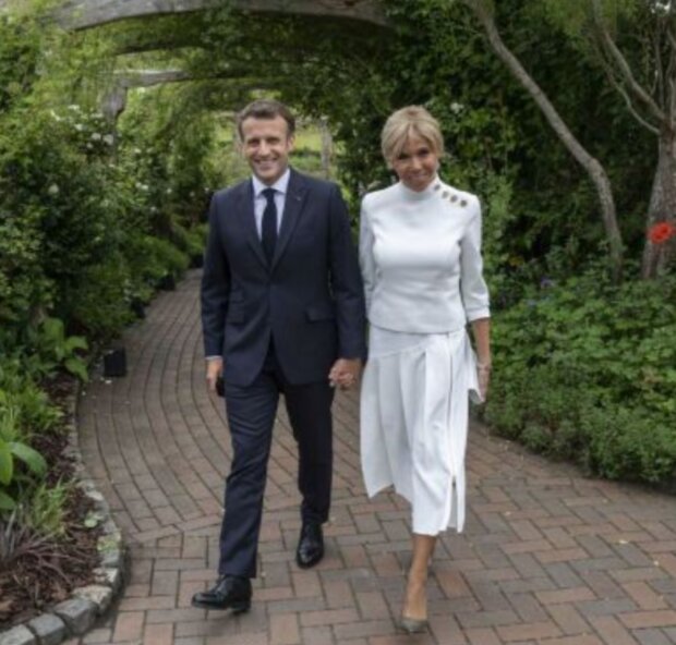 Brigitte Macronová a Emmanuel Macron. Foto: snímek obrazovky tsn