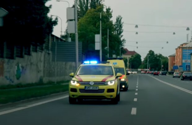 Zdravotnická záchranná služba. Foto: snímek obrazovky YouTube
