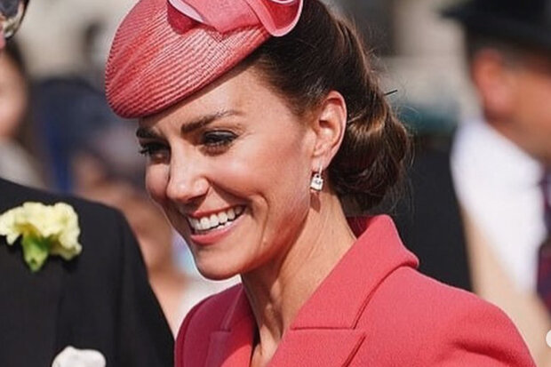 Nejen Meghan: Proč vévodkyně Kate změnila zásnubní prsten