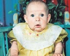 Když otec spatřil svou novorozenou dceru, opustil rodinu