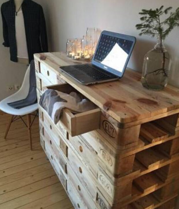 Nábytek. Foto: snímek obrazovky laykni.com