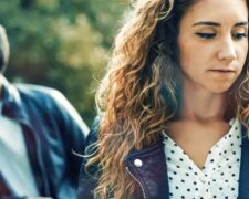 Manžel byl tak zamyšlený. Veškeré nákupy připsal svým rodičům, jen aby si na to manželka nečinila nárok