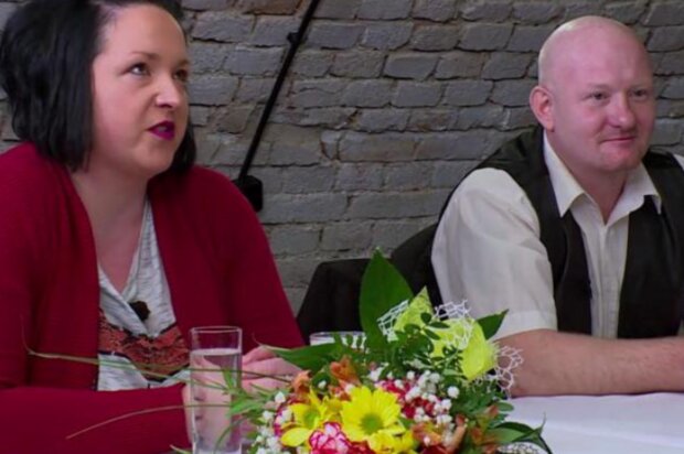 Výměna manželek. Foto: snímek obrazovky extra.cz