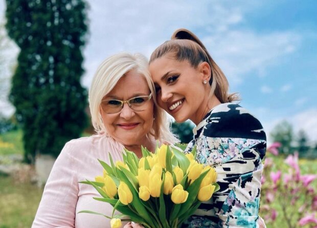Tereza Kerndlová popřála své mamince k narozeninám videem plným společných fotek: "Miluju Tě Mami"