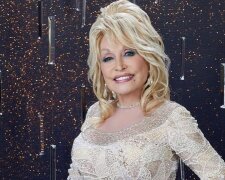 Dolly Parton challenge: jak hvězdy podpořily virový flash mob od country zpěvačky