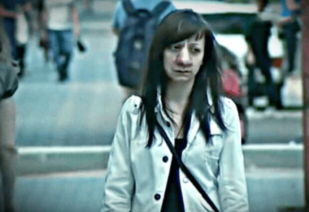 Holka. Foto: snímek obrazovky laykni.com