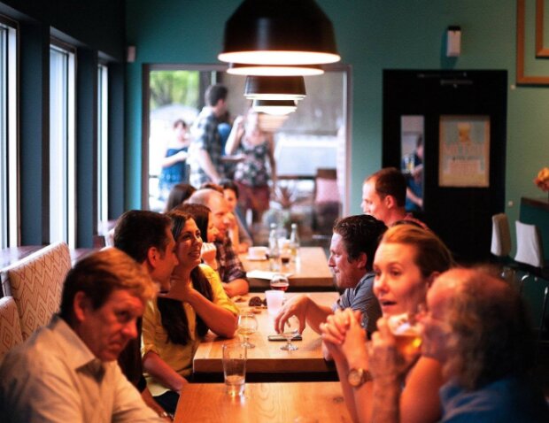 Restaurace. Foto: snímek obrazovky extra.cz