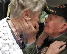 Veterán setkal se s jeho první láskou, kterou neviděl 75 let