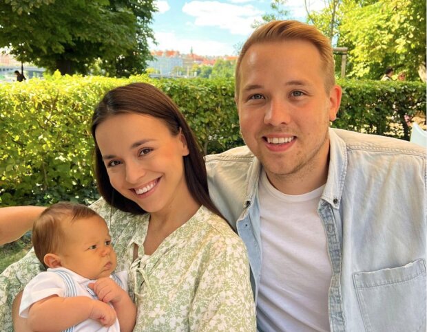 Slavný český youtuber Jirka Král se pochlubil rodinou: “Dneska jsou to dva roky od svatby"