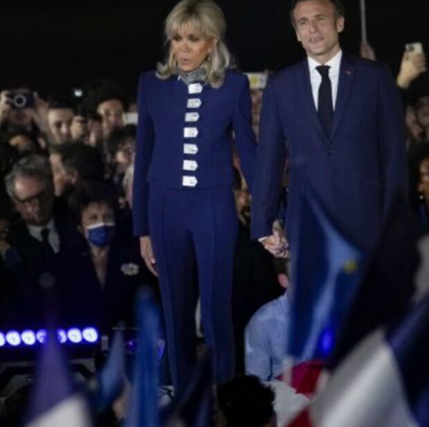 Brigitte Macronová a Emmanuel Macron. Foto: snímek obrazovky tsn