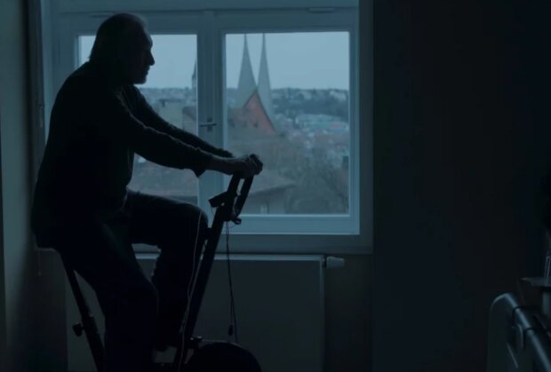 Film Karel. Foto: snímek obrazovky ahaonline.cz