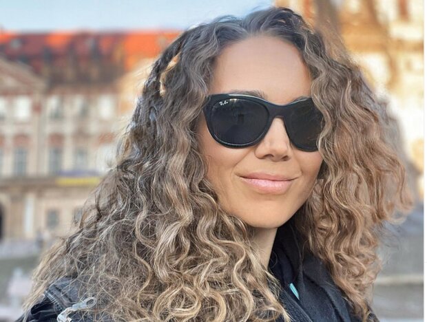 „Žena, která si ostříhá vlasy, je připravená na to, změnit celý svět": Lucie Vondráčková překvapila změnou vizáže. Reakce fanoušků