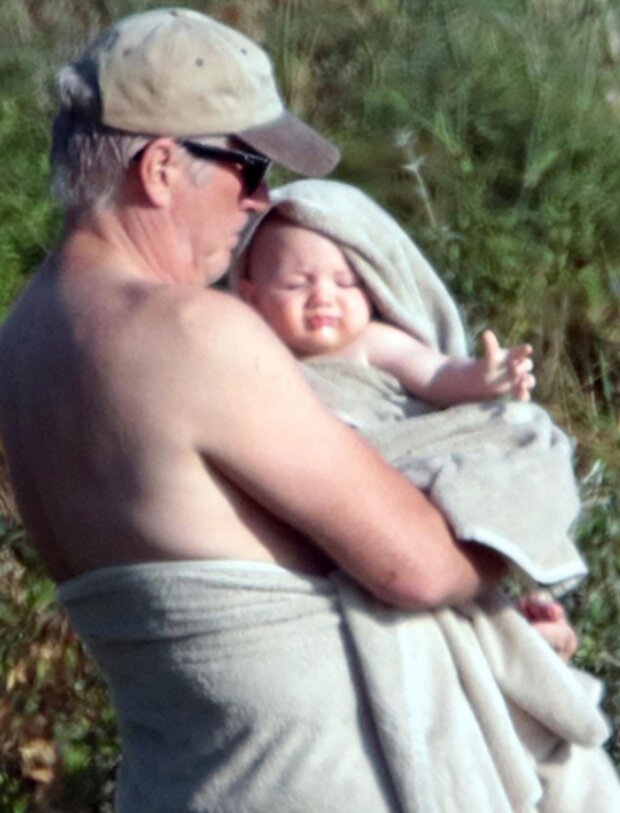 Richard Gere a jeho syn. Foto: snímek obrazovky laykni.com