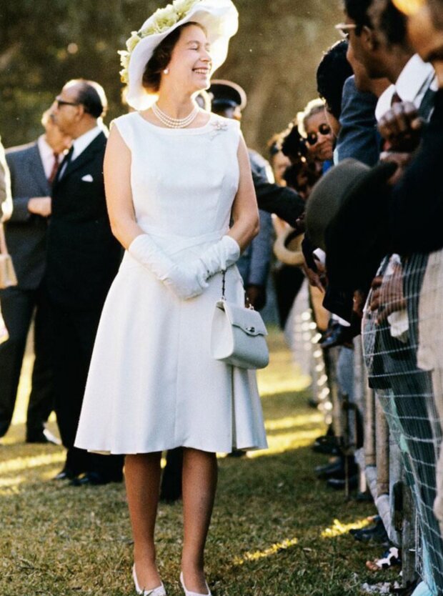 Alžběta II. Foto: snímek obrazovky laykni.com