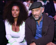 "Pod palmami": Vincent Cassel a Tina Kunakeyová nadále relaxují v Brazílii