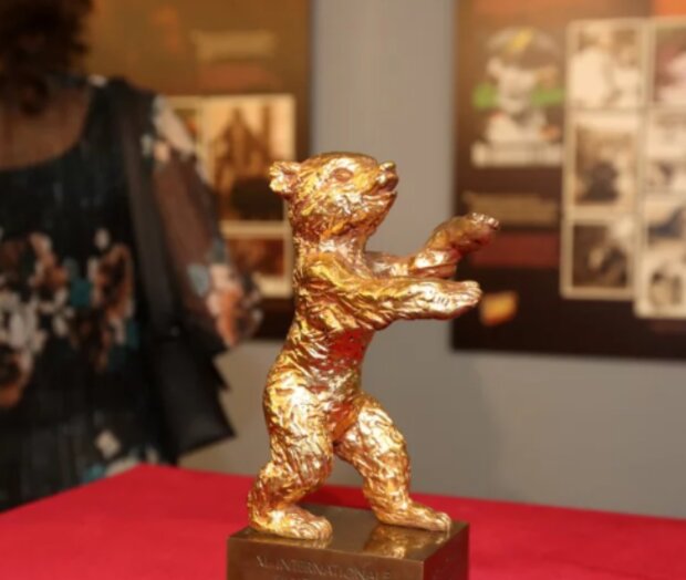 Vzpomínková akce na památku Jiřího Menzela. Foto: snímek obrazovky blesk.cz