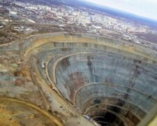 Jak hluboko můžeme vrtat zemi