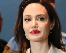 Ikona krásy se vrátila. Internet je potěšen novými fotografiemi hezké Angeliny Jolie se svými dcerami