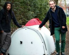 Inženýr vynalezl „domy“ pro bezdomovce, v kteří se  zimě zahřívají