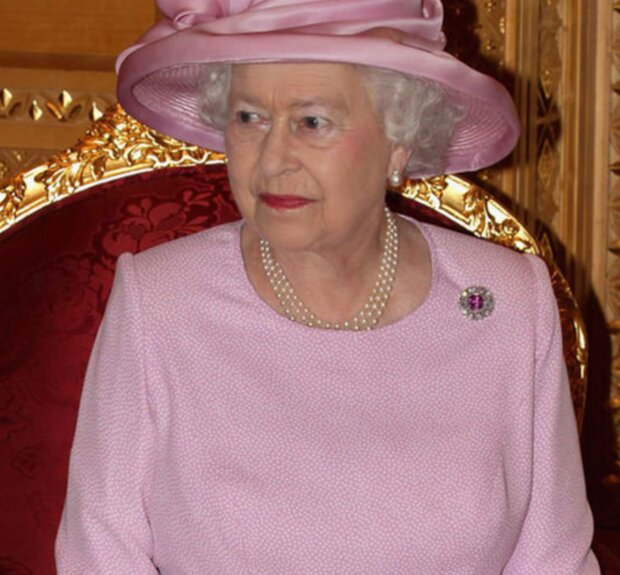 Alžběta II.. Foto: snímek obrazovky clutch.net.ua