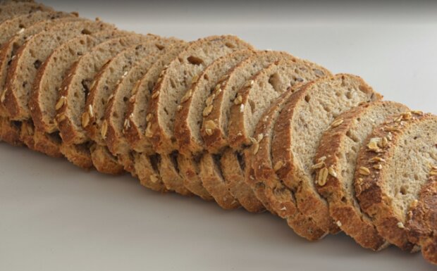 Historie chleba: Jak se objevila první myšlenka prodávat krájeného chleba