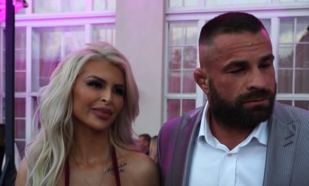 Karlos Vémola a Lela Ceterová. Foto: snímek obrazovky YouTube