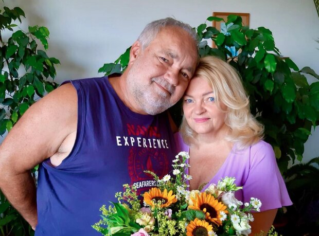"Ať vám to štěstí vydrží dlouho": Václav Svoboda alias Lumír Nykl z Ulice oslavil první výročí svatby. Reakce fanoušků