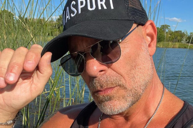 Manželka herce požádala o pomoc odborníky: Proč Bruce Willis prodal majetek za 65 milionů dolarů