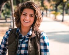 „Najít si rodinu“: Holku vzali u rodičů, když byla ještě dítě, a dáli jiným lidem