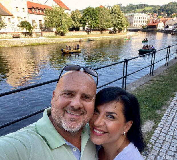 Andrea Kalivodová s Radkem Tögelem. Foto: snímek obrazovky super.cz