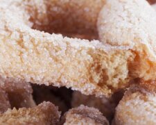 Velmi jednoduchý recept na italské cukroví "Torchetti"