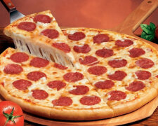 Lstivý muž jedl po dobu tří měsíců pizzu zdarma díky dobrému sluchu