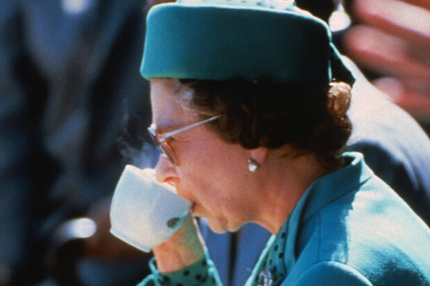 "Čaj a sušenky": proč královna Alžběta snídá dvakrát