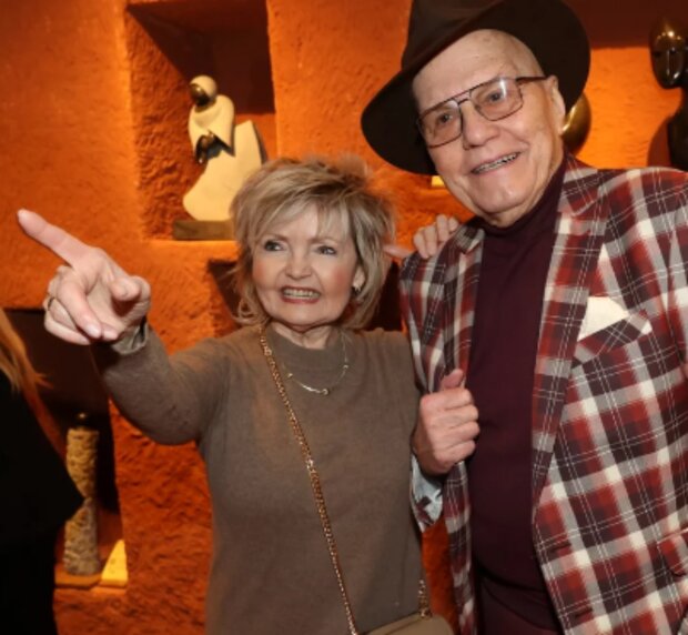 Jan Přeučil s rodinou. Foto: snímek obrazovky blesk.cz