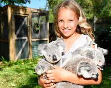 „Zaříkávačka koalů“: je jí pouhých deset let a zachránila holčička desítky koal. Úžasné dítě pomáhá zvířatům přežít