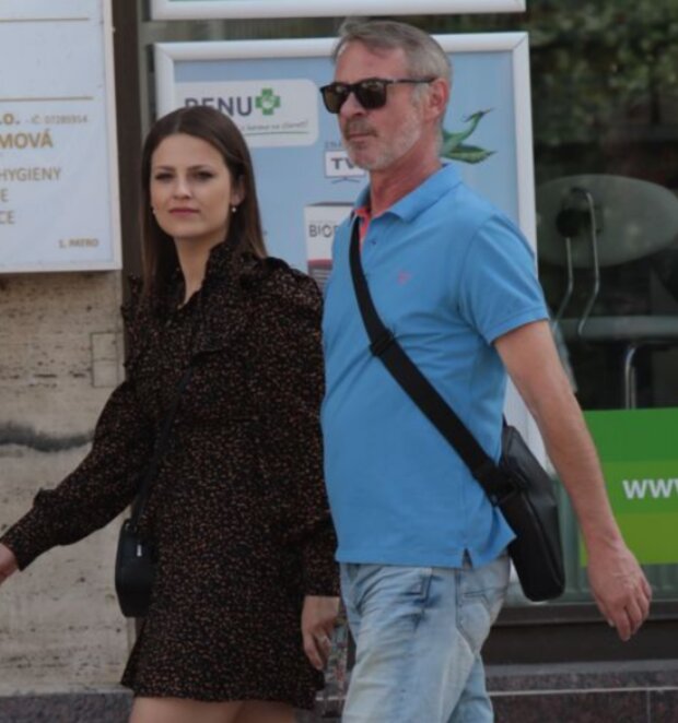 Jiří Dvořák a Martina Zábranská. Foto: snímek obrazovky extra.cz