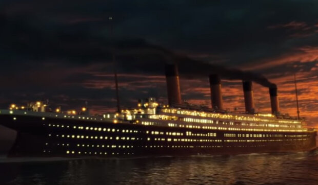 Tradice, kterou každoročně dodržují námořníci nad místem, kde Titanic naposledy viděl slunce