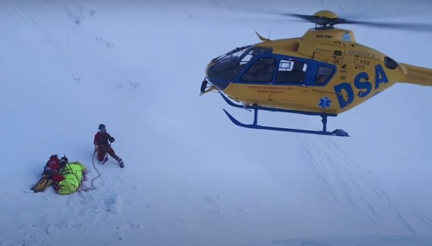 Záchranářský vrtulník. Foto: snímek obrazovky YouTube