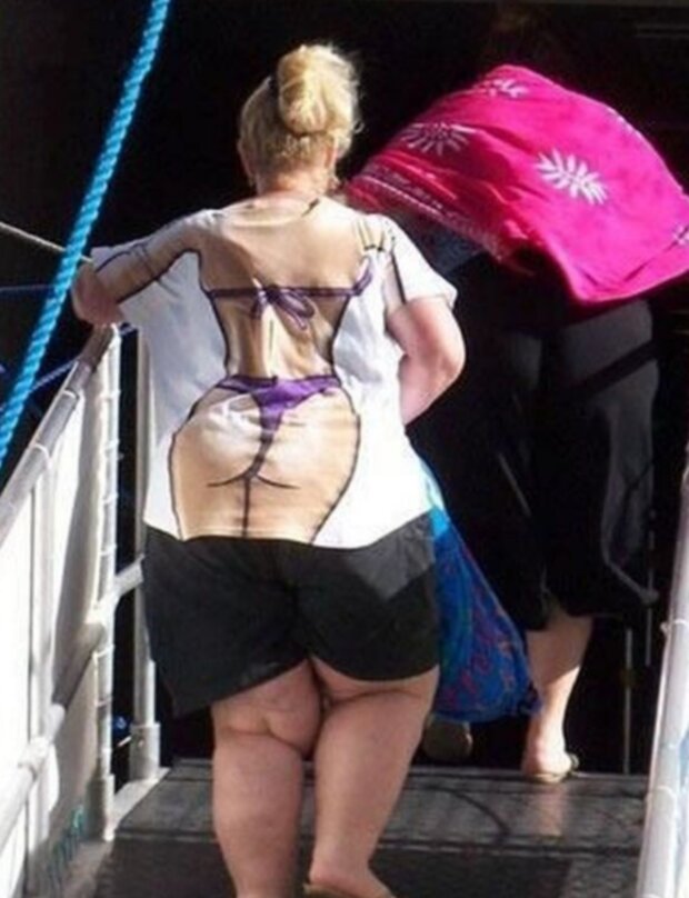 Lidé v podivném oblečení. Foto: snímek obrazovky clutch